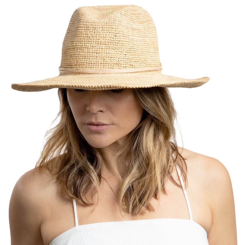 Raffia Crochet Continental in Natural